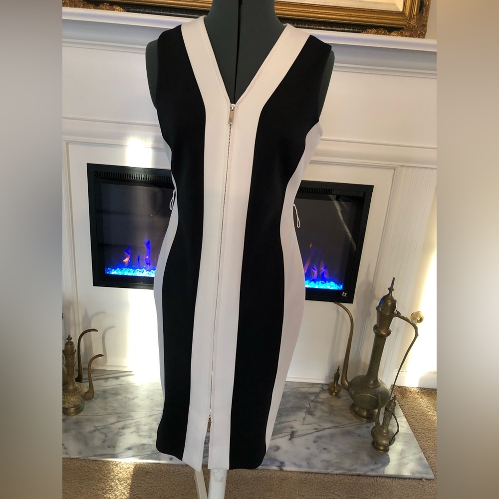 Tommy Hilfiger Black & White Zippered Dress with Belt - Size 6P